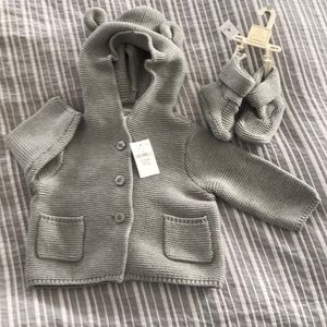Baby Gap 3-6 month sweater and bootie set